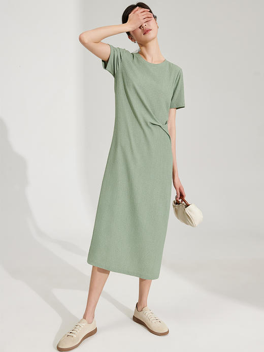 IN AND ON设计感水波纹扭结连衣裙女长款短袖圆领纯色简约长裙 商品图10