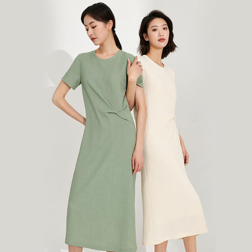 IN AND ON设计感水波纹扭结连衣裙女长款短袖圆领纯色简约长裙 商品图2