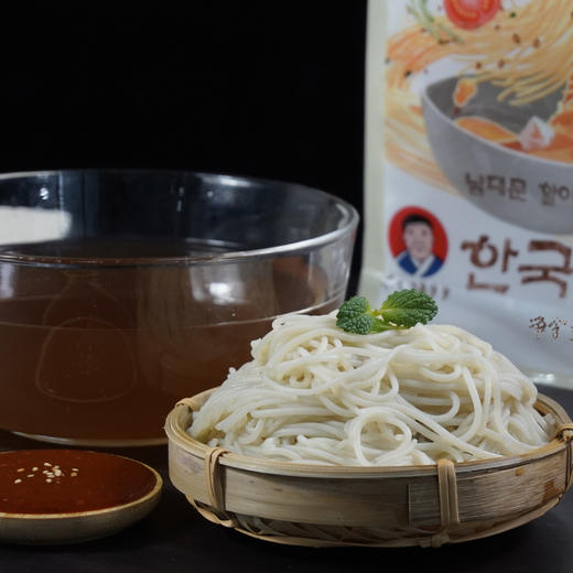 【南大门老爷爷牛骨汤冷面】汤鲜味美 · 口感劲道 · 精选食材 · 用心制作 商品图9