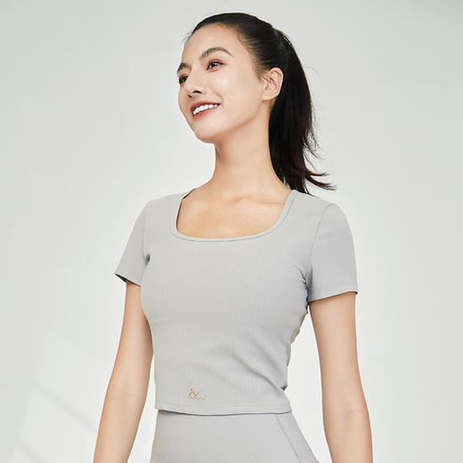 【买一送一】李欣普拉提2022春夏罗纹裸感紧身瑜伽普拉提短袖上衣LX2882A（无胸垫）（活动产品，收货7天内支持调换、不退款） 商品图4