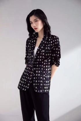 织悟	女士格纹外套	222sxz2421