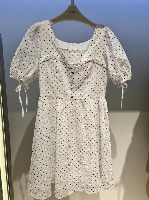 品牌：轩日-HIGHDAY 品名：短袖连衣裙 商品图0