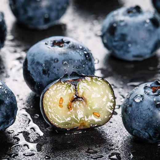 云南高山花香树上熟蓝莓  125g/盒  （酸甜可口） 商品图3