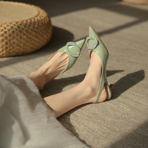 纯色复古风，尖头简约装饰镶钻后空凉鞋MQ-C30-07 商品图5