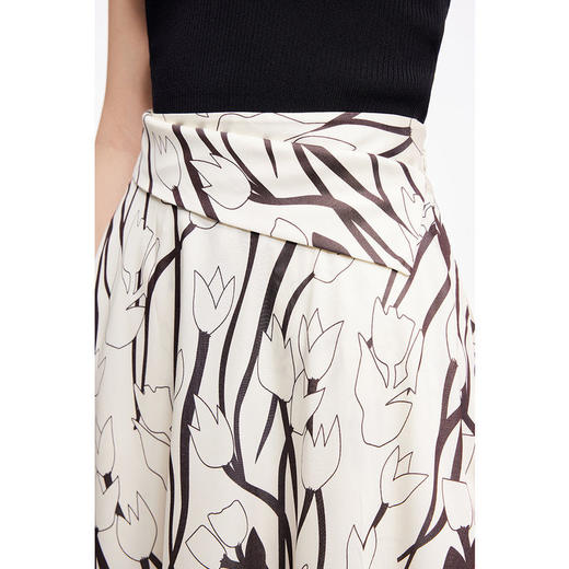 LILY2022夏新款女装优雅气质温柔显瘦A字高腰半身裙122220C6148 商品图3