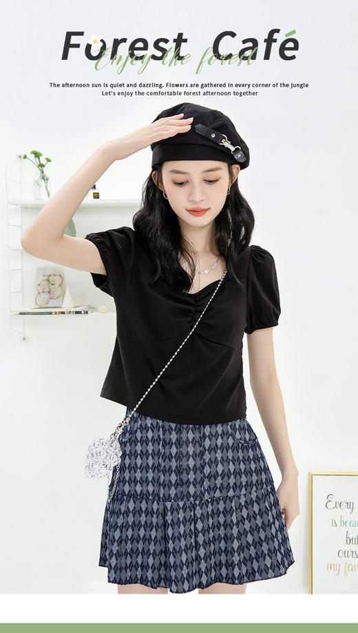 黛唯梵真维斯方领黑色T恤女别致小上衣ins早春2022年流行小衫短款上衣女 商品图4