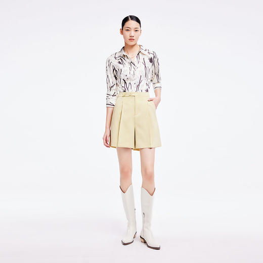 LILY2022夏新款女装浪漫印花气质温柔显瘦修身衬衫122220C4181 商品图2