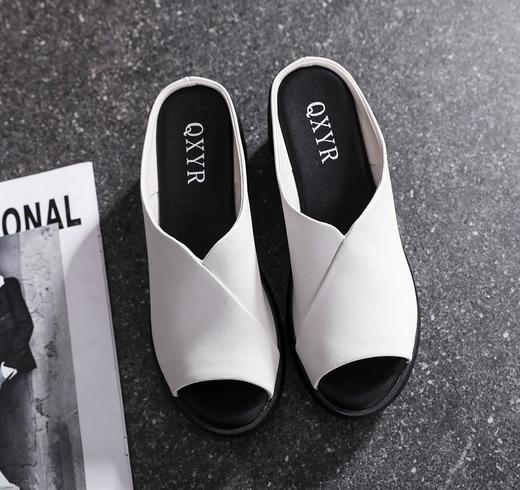 QXXY19328新款时尚气质厚底坡跟凉拖鞋 商品图0