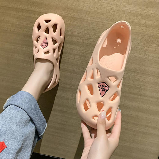 抖音爆款超软踩屎感凉拖鞋女外穿医护手术室沙滩包头洞洞鞋一脚蹬凉鞋女鞋 商品图3