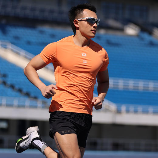 身体智慧 BODYWIT 男款 绝尘 快干通风窗短袖T恤 商品图1