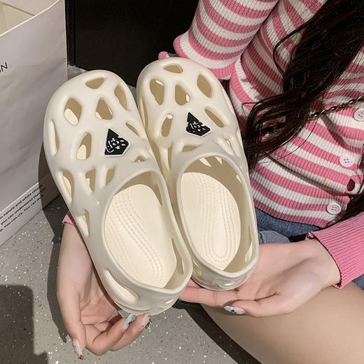 抖音爆款超软踩屎感凉拖鞋女外穿医护手术室沙滩包头洞洞鞋一脚蹬凉鞋女鞋 商品图5