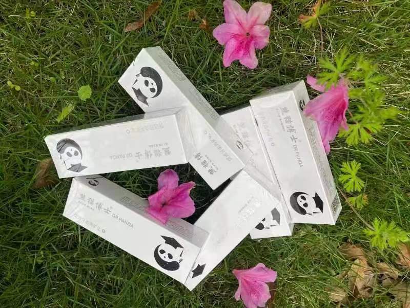 熊猫博士牙膏 bc