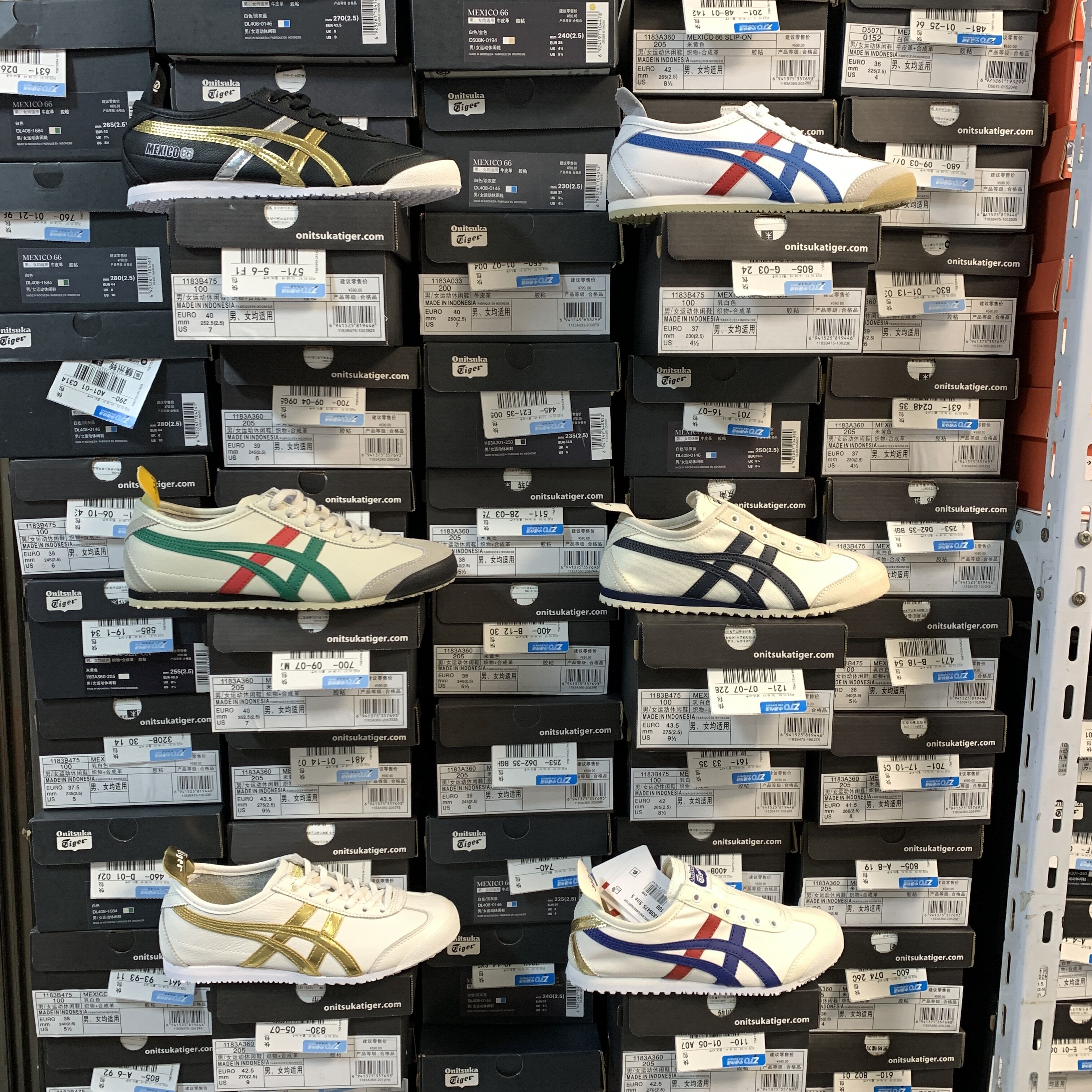 （建议拍大一码）特价福利！！鬼冢虎经典帆布/皮面男女鞋