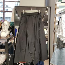 女下身半裙B8105