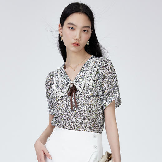 水云间22年夏上班系列清新碎花梭织上衣12220520 商品图1