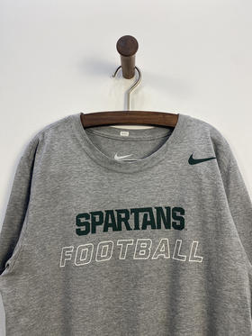  NIKE 耐克 REGULAR FIT 密歇根州立大学斯巴达人队 NCAA 美国大学体育协会 短袖T恤 _SST(S)