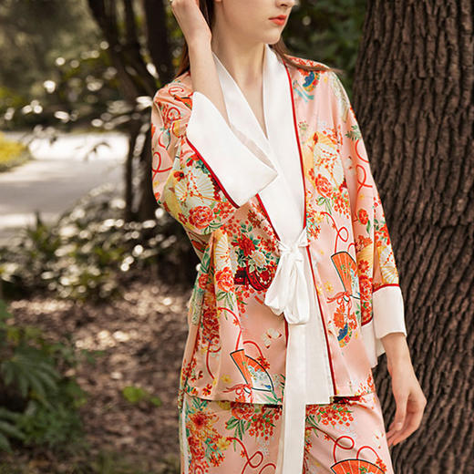 Solo seta真丝睡衣套装女桑蚕丝长袖家居服碎花系带奢华原创 商品图2