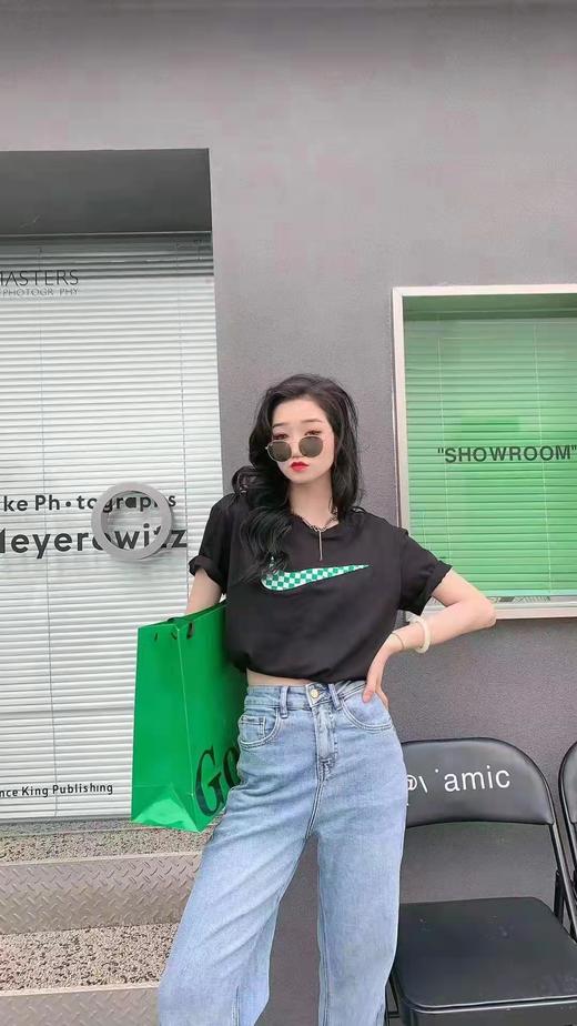 女圆领短T8020 商品图0