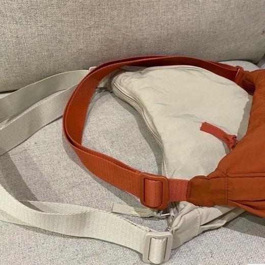 黛唯梵包包女休闲腋下包日系挎包情侣单肩斜挎包帆布饺子包 商品图5