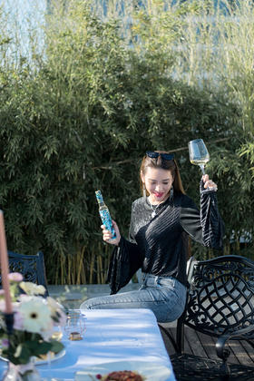 餐前来杯起泡酒