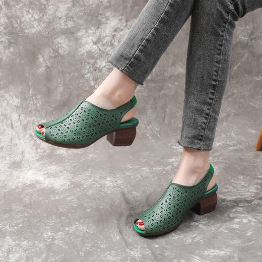 时尚百搭，平稳坡跟凉鞋 镂空鱼嘴套脚鞋软底头层软牛皮洞洞鞋GL6886 商品图1