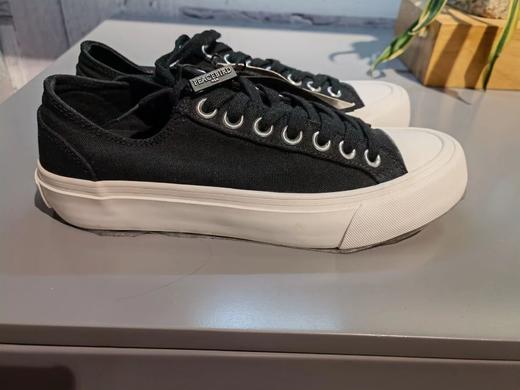 太平鸟休闲鞋byzda1192 商品图0