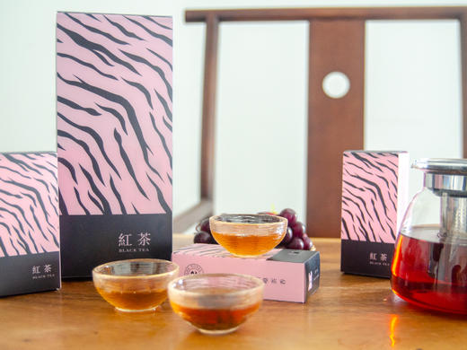 虎纹系列-红茶PVC装 | 内含6小盒 | 12袋96g 商品图0