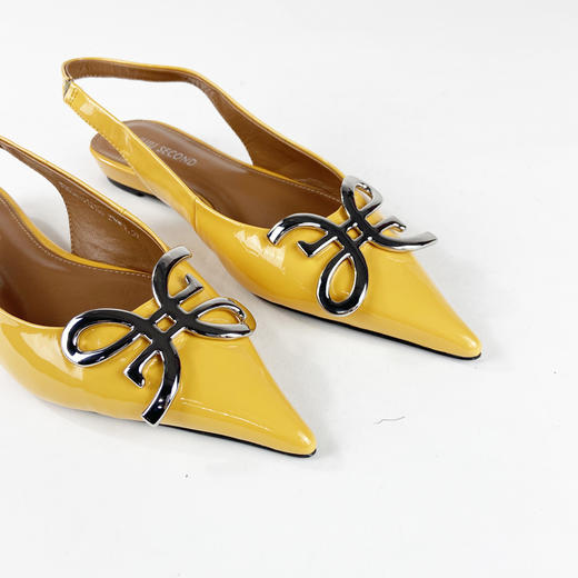 IUIU SECOND 春夏时尚漆皮尖头平底后空凉鞋U29AH15121 商品图3