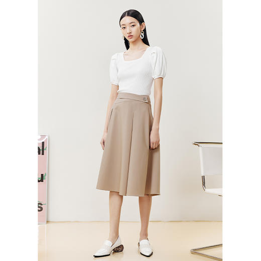 NEELLY纳俪商场同款气质方领短袖针织衫女设计感泡泡袖显瘦上衣N22051A01110 商品图4