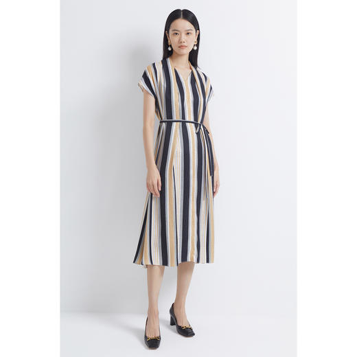 INSUN恩裳2022夏季时尚千鸟格提花光泽感舒适桑蚕丝连衣裙9C32205080 商品图2