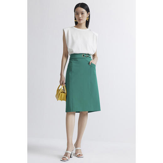 INSUN恩裳2022夏季新品精巧时尚腰部设计摩登现代感直筒半身裙9C32250046 商品图4