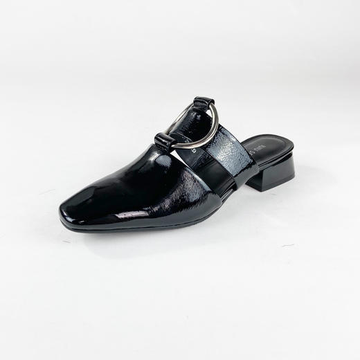 IUIU SECOND 春夏时尚圆环饰扣漆皮穆勒拖U29AH13651 商品图3