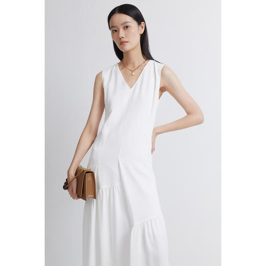 INSUN恩裳2022夏新品时尚减龄不对称褶皱下摆百搭三醋酸连衣裙9C32205206 商品图3