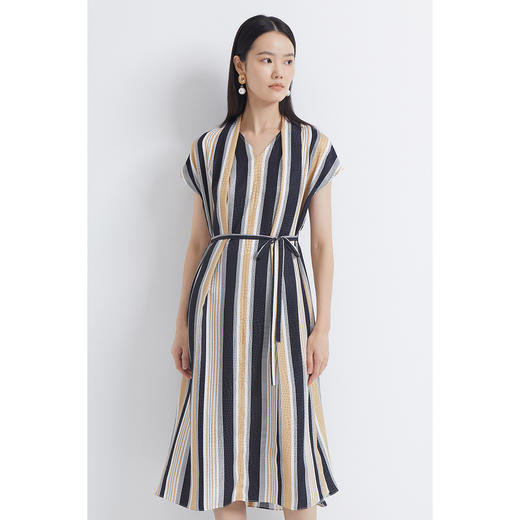 INSUN恩裳2022夏季时尚千鸟格提花光泽感舒适桑蚕丝连衣裙9C32205080 商品图1