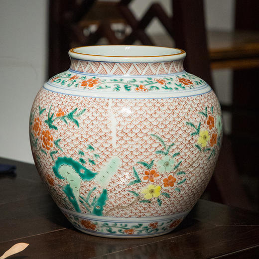 清 五彩花卉纹罐 商品图0