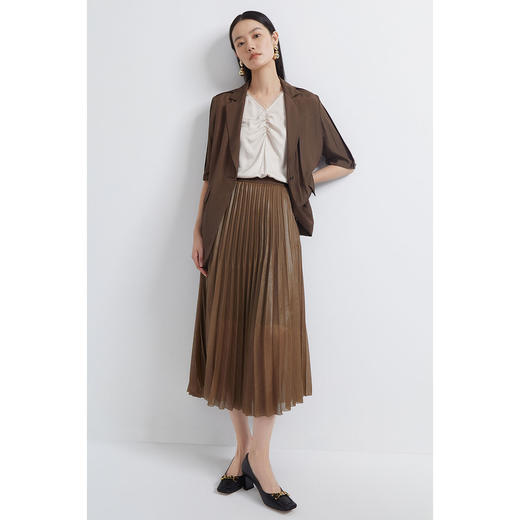 INSUN恩裳2022夏季时尚品质感轻盈舒适优雅光泽感半身裙9C32250030 商品图4