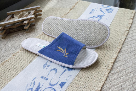 【买麻鞋，雅路人】手工亚麻拖鞋刺绣环保情侣款软底地板拖 商品图3