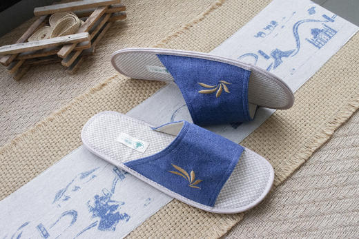 【买麻鞋，雅路人】手工亚麻拖鞋刺绣环保情侣款软底地板拖 商品图2