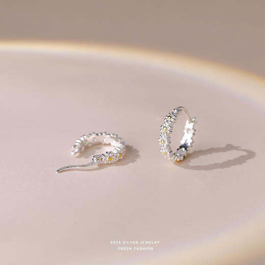 子佩集【花环】S925银简约小雏菊耳环【YXS-E2551】 商品图3