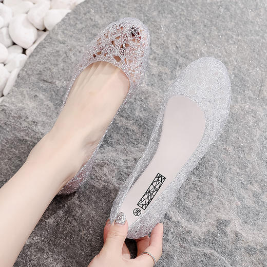 2021夏外贸跨境镂空鸟巢凉鞋闪亮水晶平底透气休闲女式果冻鞋 商品图2