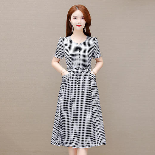 YWE TD22A79格子连衣裙中长款气质减龄小个子a字裙 商品图1