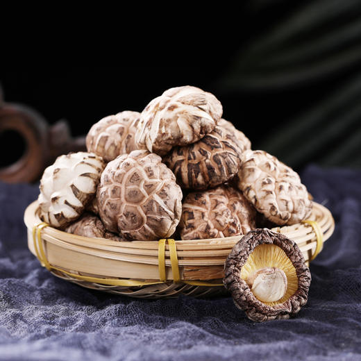 十堰房县 诗经贡 大花菇500克/袋 商品图1