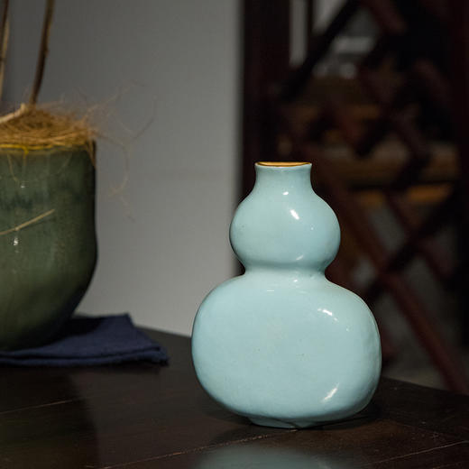 清 青釉葫芦形壁瓶 商品图0