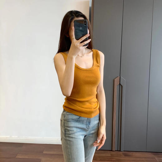 【MAOmore】一线品牌同厂春夏新品简约圆领羊毛背心慵懒随意可飒可性感 商品图2