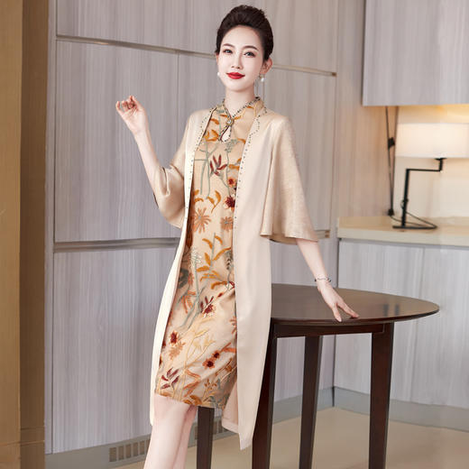 经典香槟金刺绣假两件连衣裙妈妈装高贵优雅婚宴礼服LC2253 商品图3