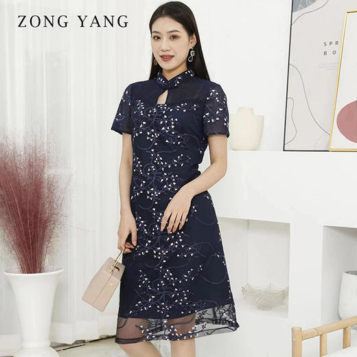 宗洋2022夏季新品修身款印花连衣裙BXL2ST8074-45 商品图0