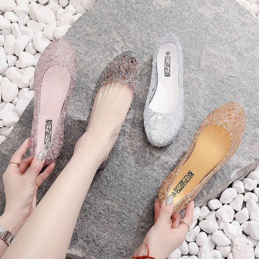 2021夏外贸跨境镂空鸟巢凉鞋闪亮水晶平底透气休闲女式果冻鞋 商品图0