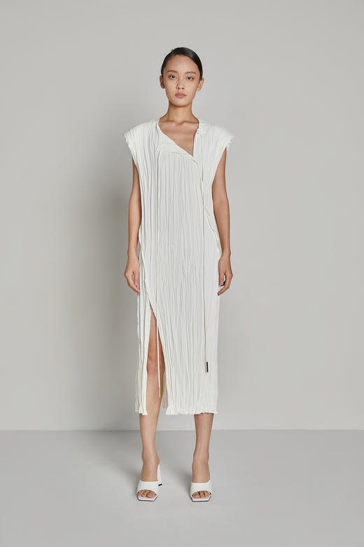 侧翻领垫肩无袖连衣裙 商品图0