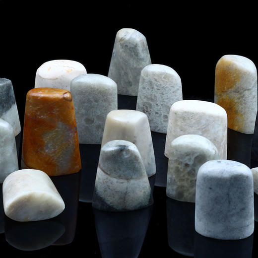 特价长白石随形练习石/引首章料/硬度适中刀感细腻爽脆/无盒 商品图0