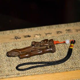 清 黄杨木雕一鸣惊人挂件